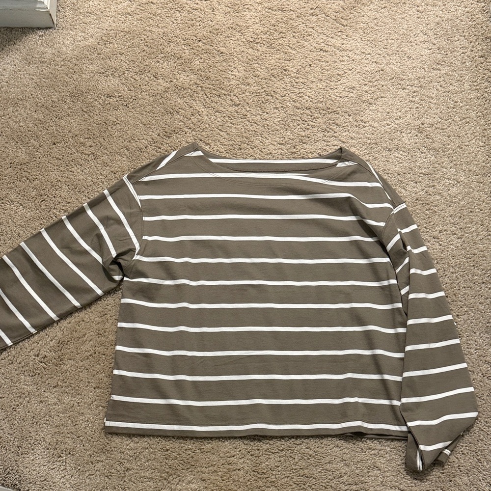 Old Navy Brown and White Striped Long Sleeve Top